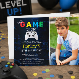 Spelet är igång! Anpassad fotovideo Game Födelseda Inbjudningar