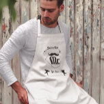 Spelet över Mustache Apron Långt Förkläde<br><div class="desc">Lustigt Humor Groom Chef Cook Barbecue Game över Mustache Apron för Bachelor Party eller Förlovningsfest Kitchen eller Rehearsal Dinner Bbq barbeque</div>