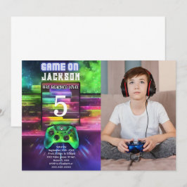 Spelet på, jokervideoklippsfoto på födelsedagen inbjudningar