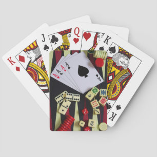 Spelkasinospel delara spel kort