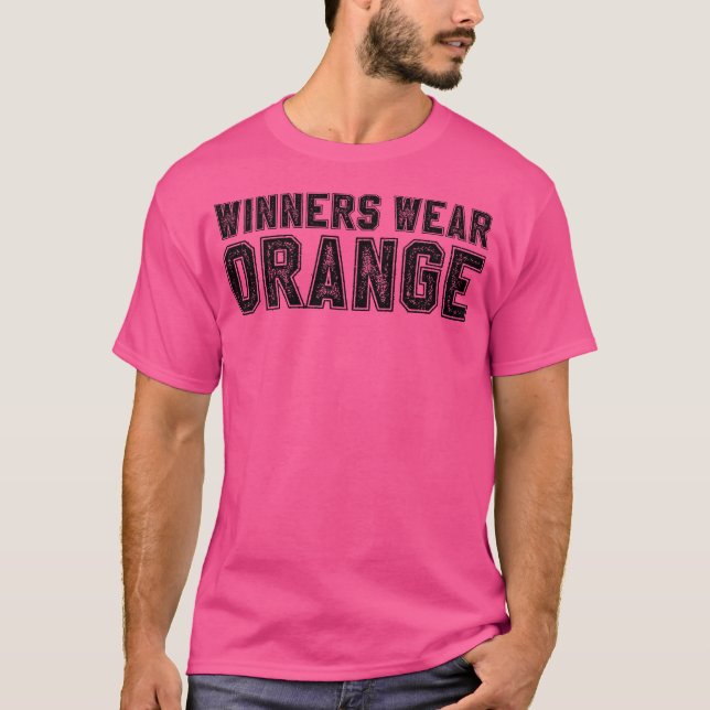 Spelkomposition för Winners Bära Orange Färg Krig  T Shirt (Framsida)