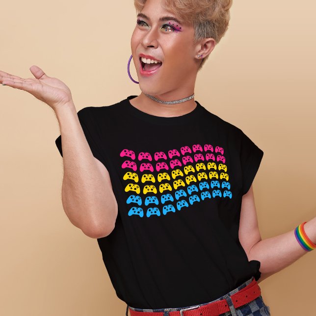 Spelkontroll för spelvideospel Flagga Pansexual Pr T Shirt (Mockup of LGBT youth wearing the t-shirt. Photo by our-team on Freepik.)