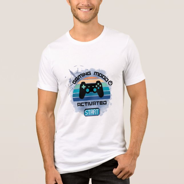 "Spelläge: ON - Power Up and Play T-Shirt" T Shirt (Framsida)