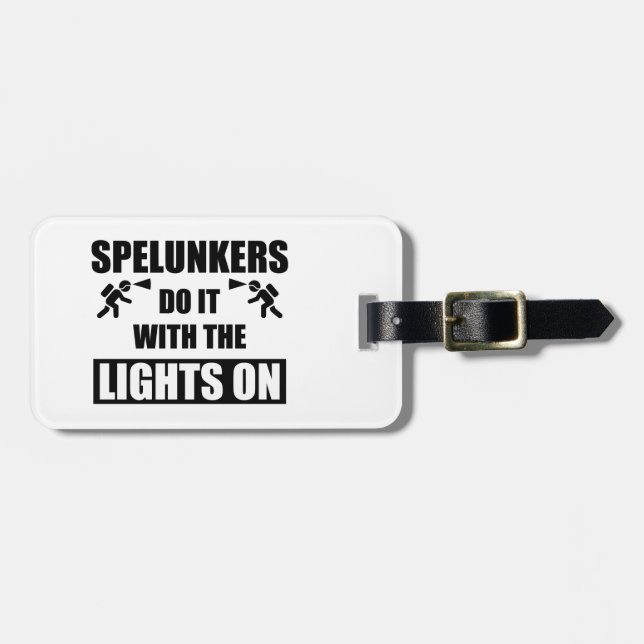 Spelunkers gör det med Ljus på Bagagebricka (Horisontell Framsida)