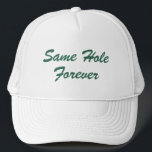 Speningsfest golfhatt Samma hål för evigt Anpassad Keps<br><div class="desc">Speningsfest golfhatt Samma hål för evigt Anpassad Speningsfest Truckerhatt för Brudgum Present till fästman Speningspresent</div>