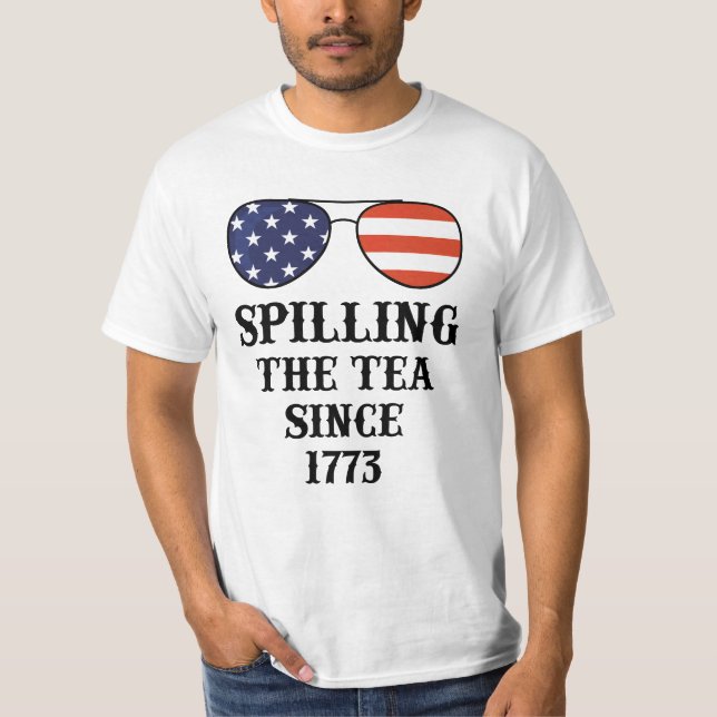 Spilling av tea sedan 1773 t shirt (Framsida)