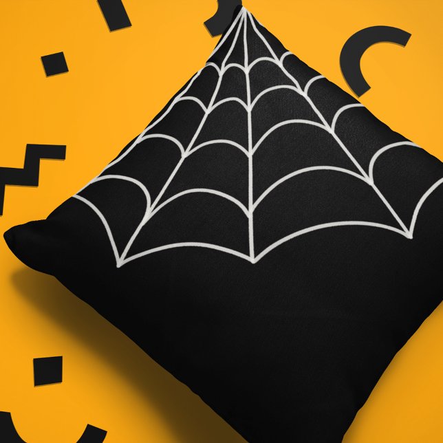 Spindelnät Graphic Black and White Kudde (Skapare uppladdad)