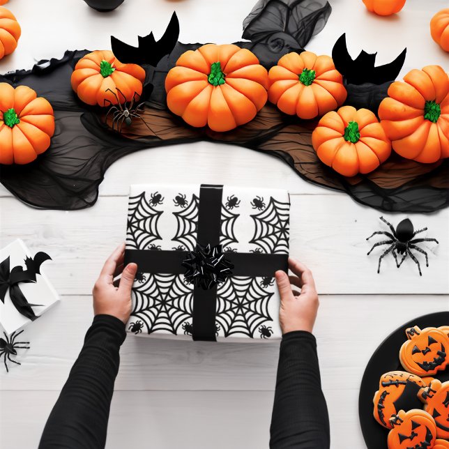 Spindelnät Halloween Presentpapper (Skapare uppladdad)