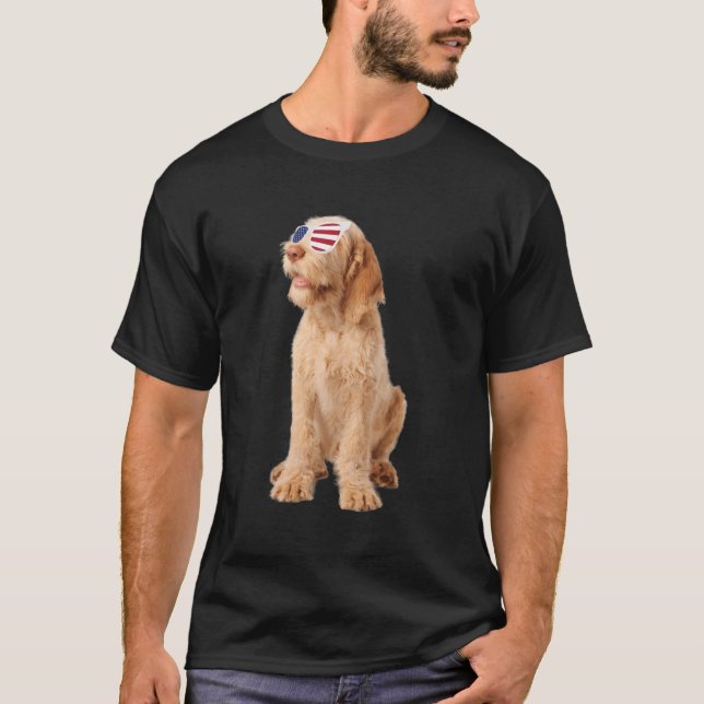 Spinone Italiano, med solglasögon 4:e juli, av T Shirt (Framsida)