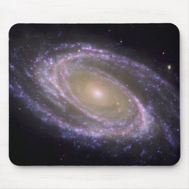 Spiral galaxy Messier 81 Musmatta (Framsidan)