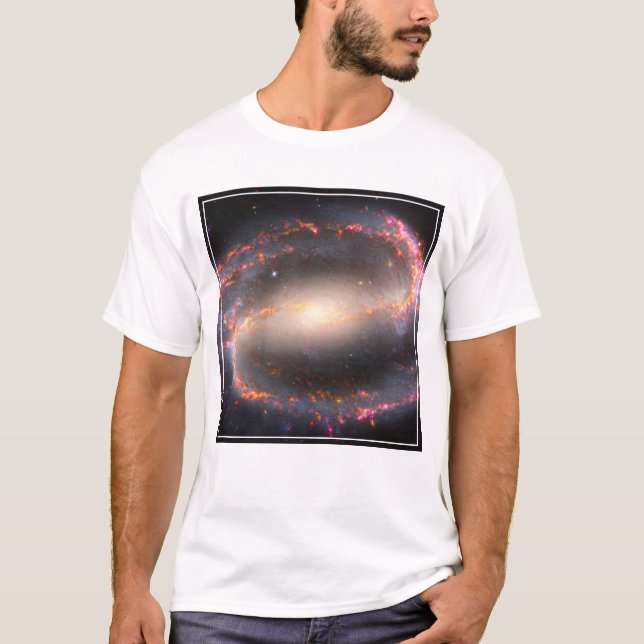 Spiral Galaxy Ngc 1300. T Shirt (Framsida)