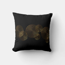 Spiralformad keltisk symbol guld metallisk Kastku Kudde