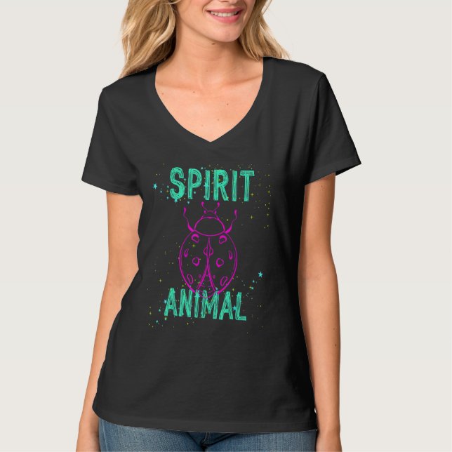 Spirit Animal Ladybug Lover Pink Animals Comfort C T Shirt (Framsida)