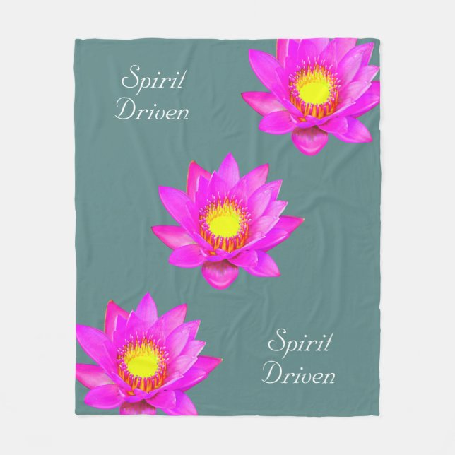 Spirit Driven Lotus Flowers on Bluish Teal Ull Fleecefilt (Framsidan)