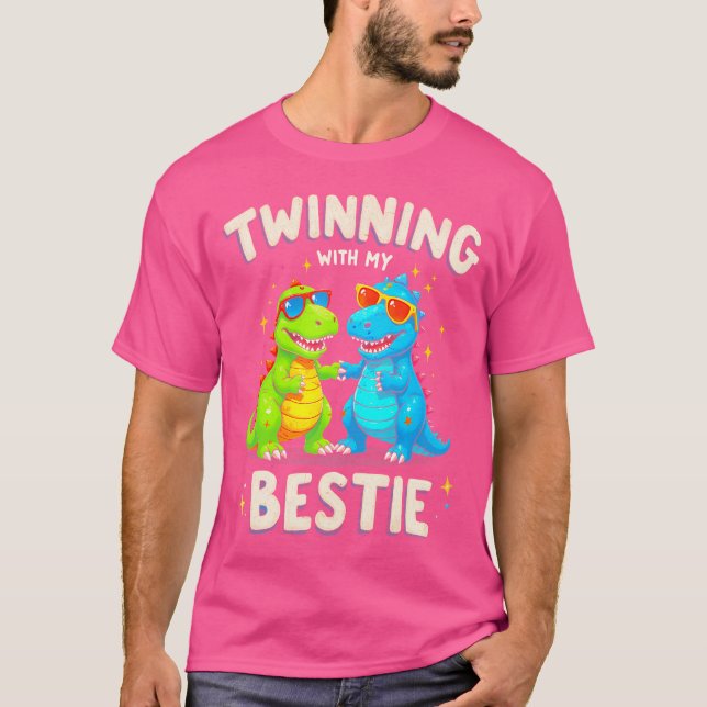Spirit Week T Shirt (Framsida)