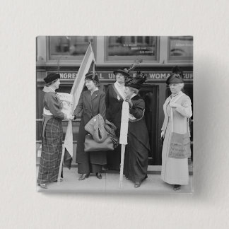 Spirited Suffragettes, 1914 Knapp