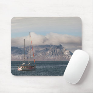 Spitsbergen Svalbard Sailboat Musmatta