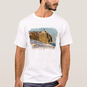 Split Rock Lighthouse State Park vid sjön T-shirt