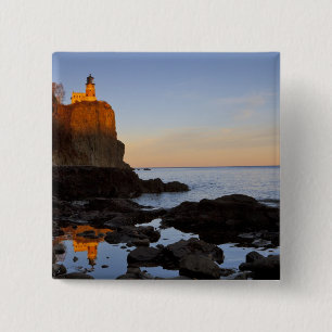 Split Rock Lighthouse vid solnedgång nära Two Knapp