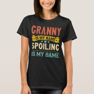 Spoiling Granny Cute Grandma Roligt Quote T Shirt