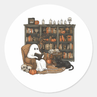 Spök som läser en bok Halloween-dekalj Runt Klistermärke