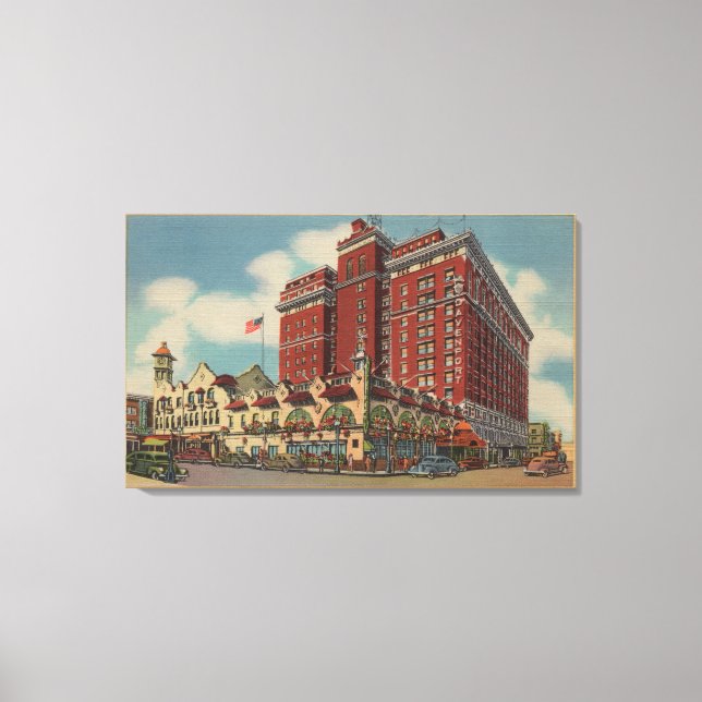 Spokane, WA - View of Davenport Hotel #2 Canvastryck (Framsida)
