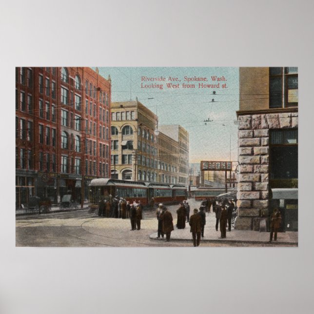 Spokane, WA - View of Riverside Ave. & Howard St Poster (Framsidan)