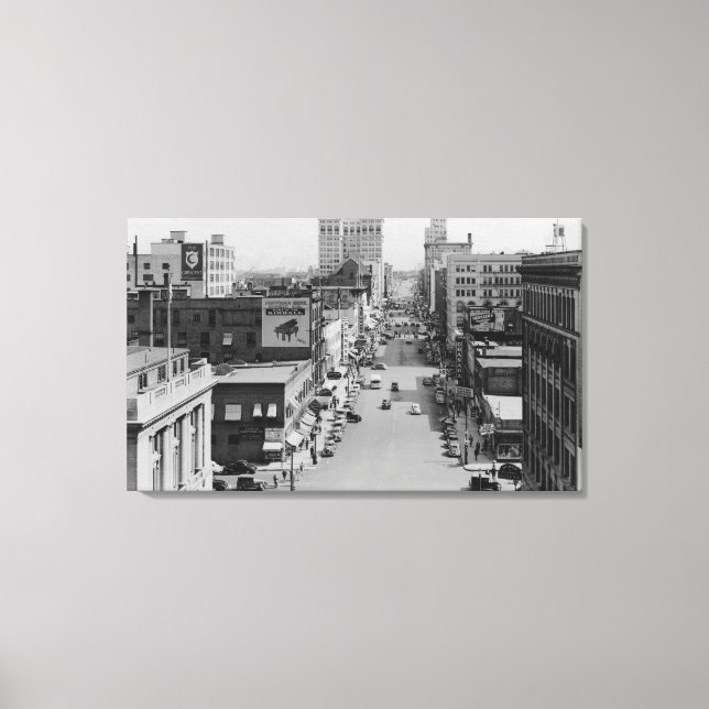 Spokane, Washington - Riverside Avenue Canvastryck (Framsida)