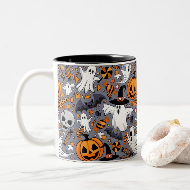 Spöken-talesman och Creepy Cute-monster Två-Tonad Mugg (Med munk)