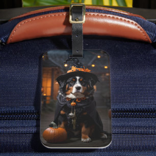 Spooktacular Bernese Hund: A Halloween Howl-o-Ween Bagagebricka