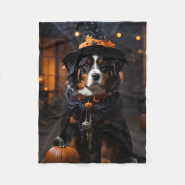 Spooktacular Bernese Hund: A Halloween Howl-o-Ween Fleecefilt