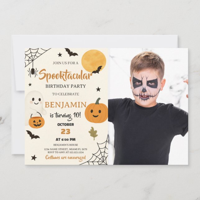Spooktacular Halloween Birthday-inbjudan Inbjudningar (Framsida)