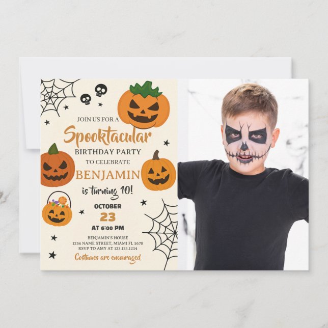Spooktacular Halloween Birthday-inbjudan Inbjudningar (Framsida)