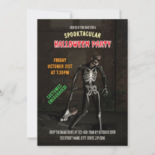 Spooktacular Halloween fest. Funny Skeletons Inbjudningar