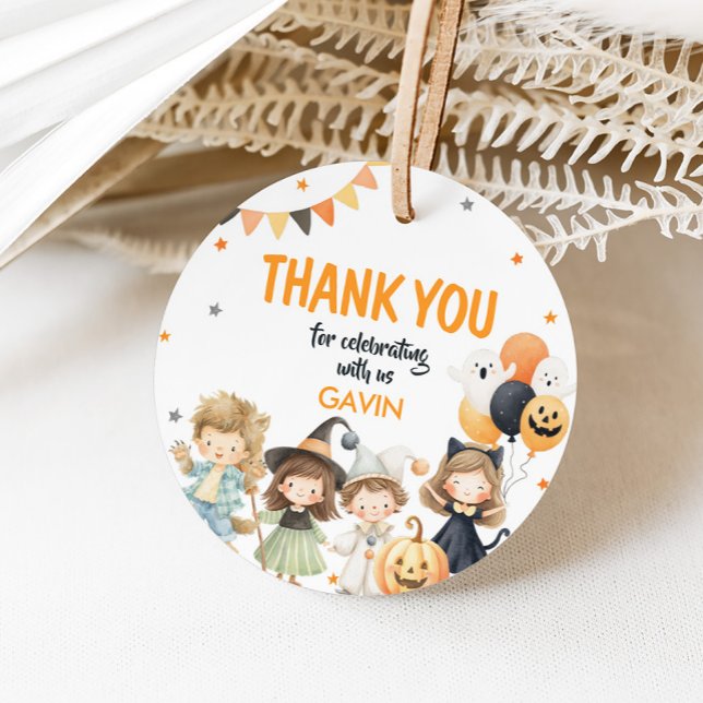 Spooktacular Monsters Halloween Costume Birthday Gåvor Etiketter (Calling All Monsters Costume Halloween Birthday Party Round Favor Tags)