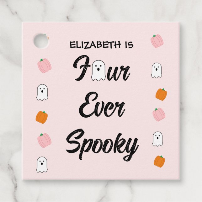 Spooky 4e födelsedagen gåvor etiketter (Framsida)