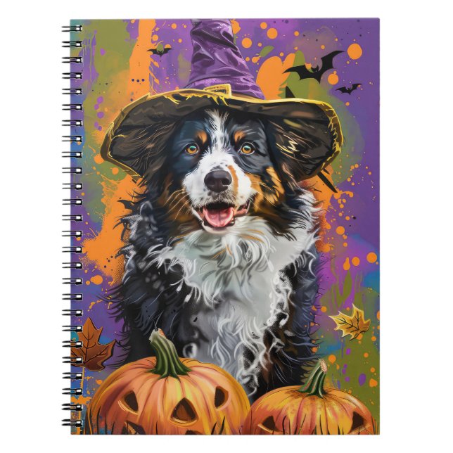Spooky Australian shepherd Halloween Witch Pumpkin Anteckningsbok (Framsidan)