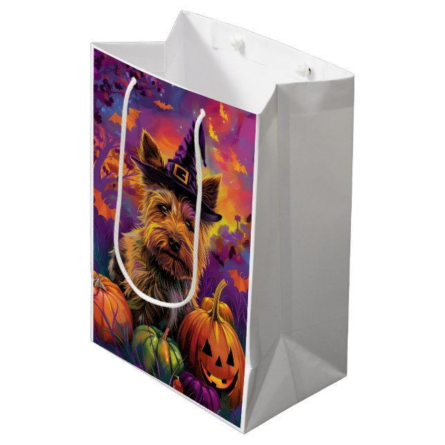 Spooky Australian Terrier Halloween Witch Pumpkin (Framsidan Vinklad)