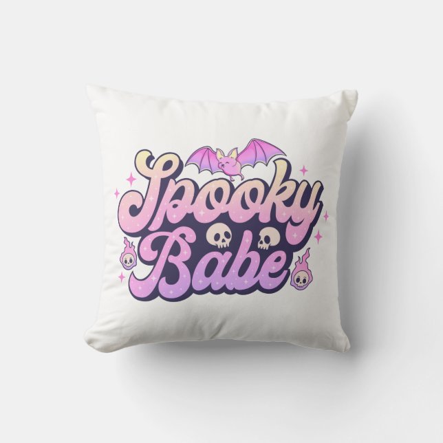 Spooky Babe Cute Halloween Kudde (Framsida)