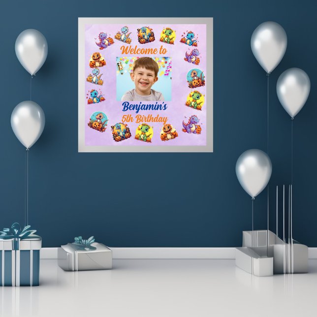 Spooky Baby Dinosaur Theme Barns födelsedag Party Poster (Skapare uppladdad)