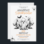 Spooky Black and White Scary Spöken Birthday Inbjudningar<br><div class="desc">Spooky Black and White Scary Spöken Birthday,  en snygg och coola Halloween-design med ett spooky spöke med fladdermus och spindlar runt. Om du har problem med att anpassa mallen i ansikte kan du gärna meddela designern:)</div>