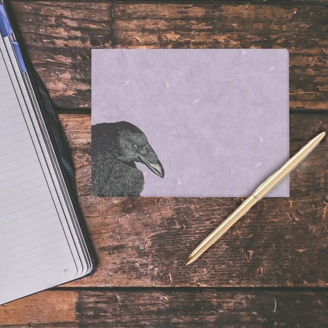 Spooky Black Kråka Raven Ansikte Post-it Block (Head and face of a black crow on pretty marbled look purple post it notes.)