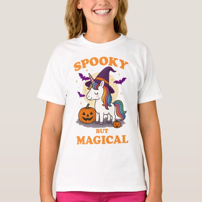 Spooky but Magic Unicorn T-Shirt - Cute Hallowee (Framsida)