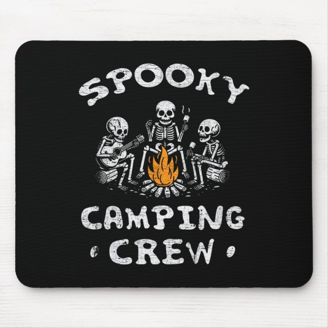 Spooky Camping Crew Halloween Camping Skeleton Cam Musmatta (Framsidan)