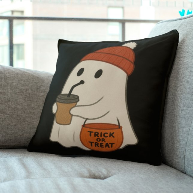 Spooky Cute Adorable Ghost Red Beanie Halloween  Kudde (Skapare uppladdad)