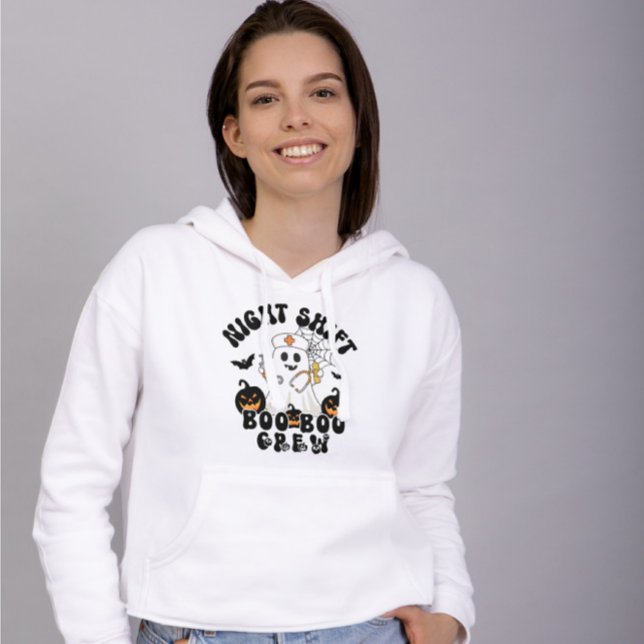 Spooky Cute Halloween Nurse Ghost T Shirt (Skapare uppladdad)