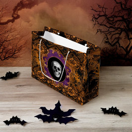 Spooky Elegant Orange Hallloween Skull på Damask