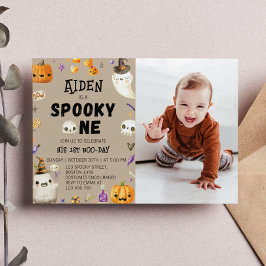 Spooky En Vintage Ghost 1:a Birthday-inbjudan Inbjudningar