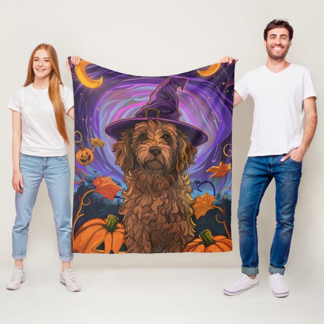Spooky Goldendoodle Hund Halloween Witch Pumpkin Fleecefilt (På plats)