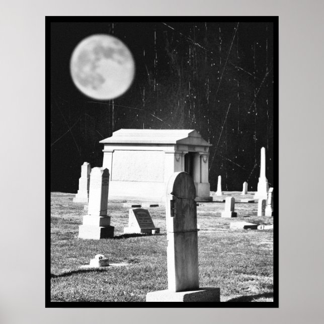 Spooky Graveyard Poster (Framsidan)